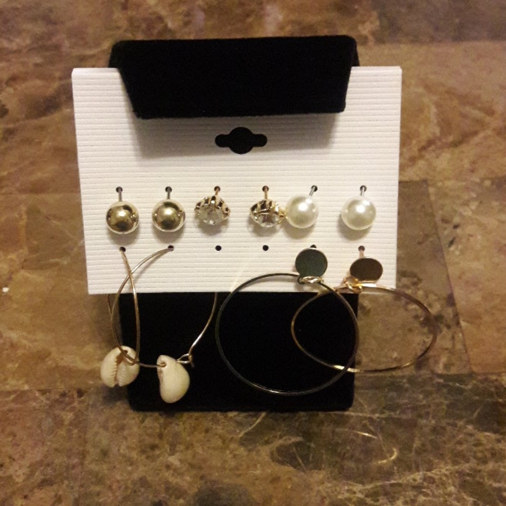 Fashion earrings